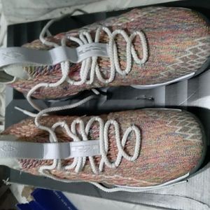 Men 9.5 LebronXV White multi color